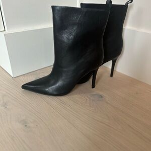 Steve Madden Black Heeled Boots LEATHER upper